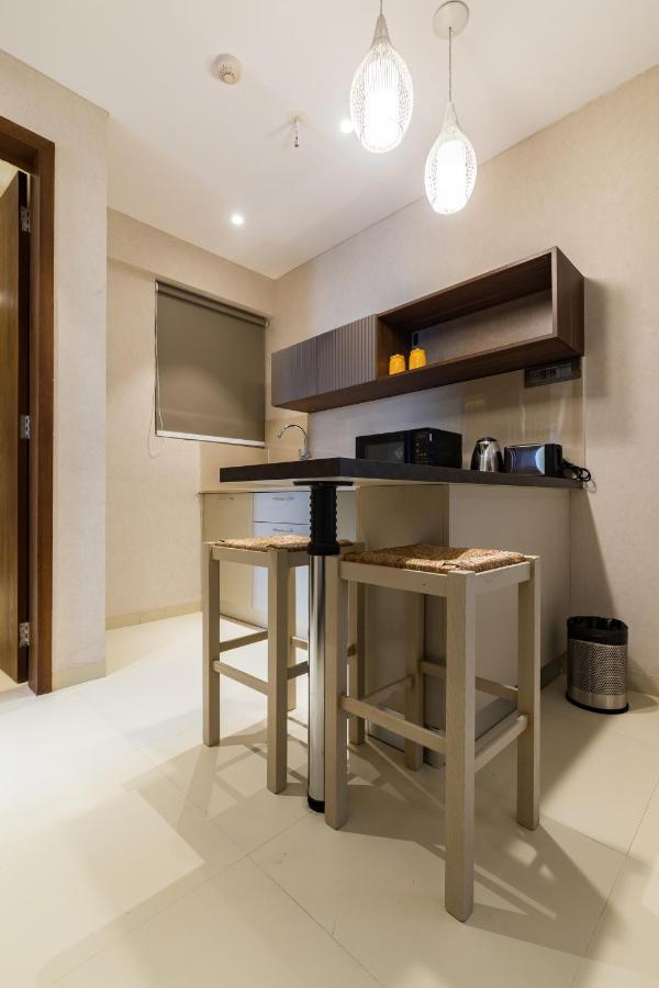 Ar Suites Jewels Royale - Koregaon Park Nx Pune Exterior photo